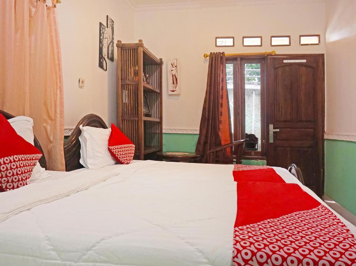 Oyo 90369 An Nur Family Homestay Syariah Cigombong エクステリア 写真